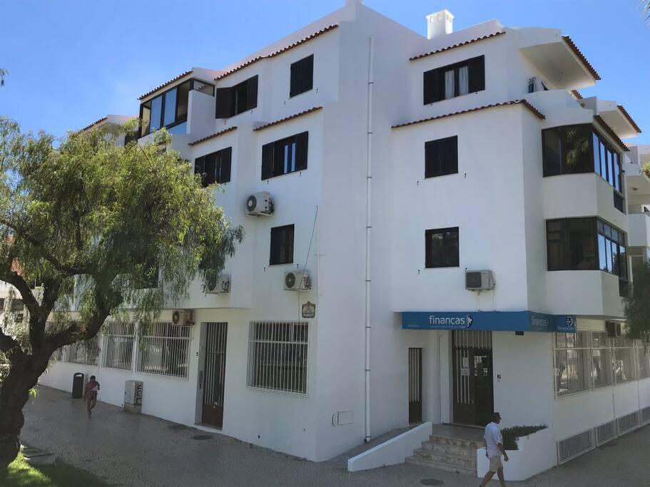 Alexa Apartment T2, Albufeira Center Two Bedrooms Self Check-In Kültér fotó
