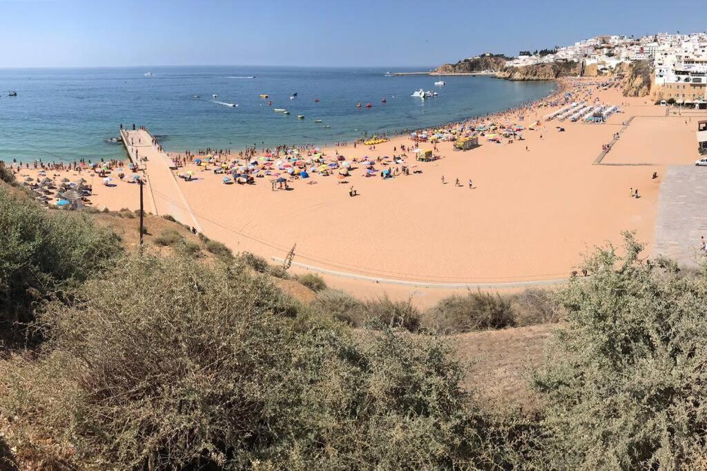 Alexa Apartment T2, Albufeira Center Two Bedrooms Self Check-In Kültér fotó